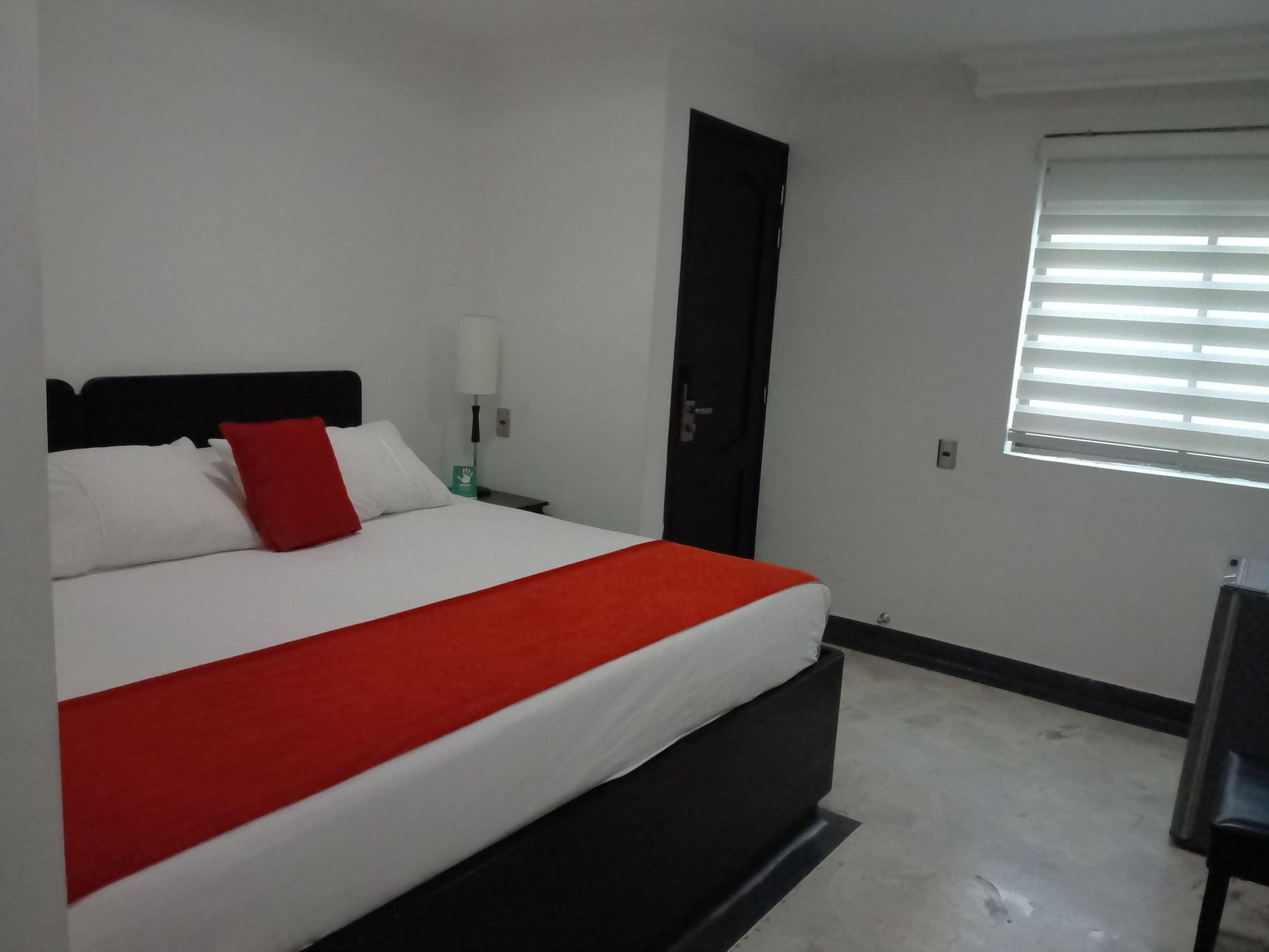 Hotel Calasanz Real ميديلين المظهر الخارجي الصورة