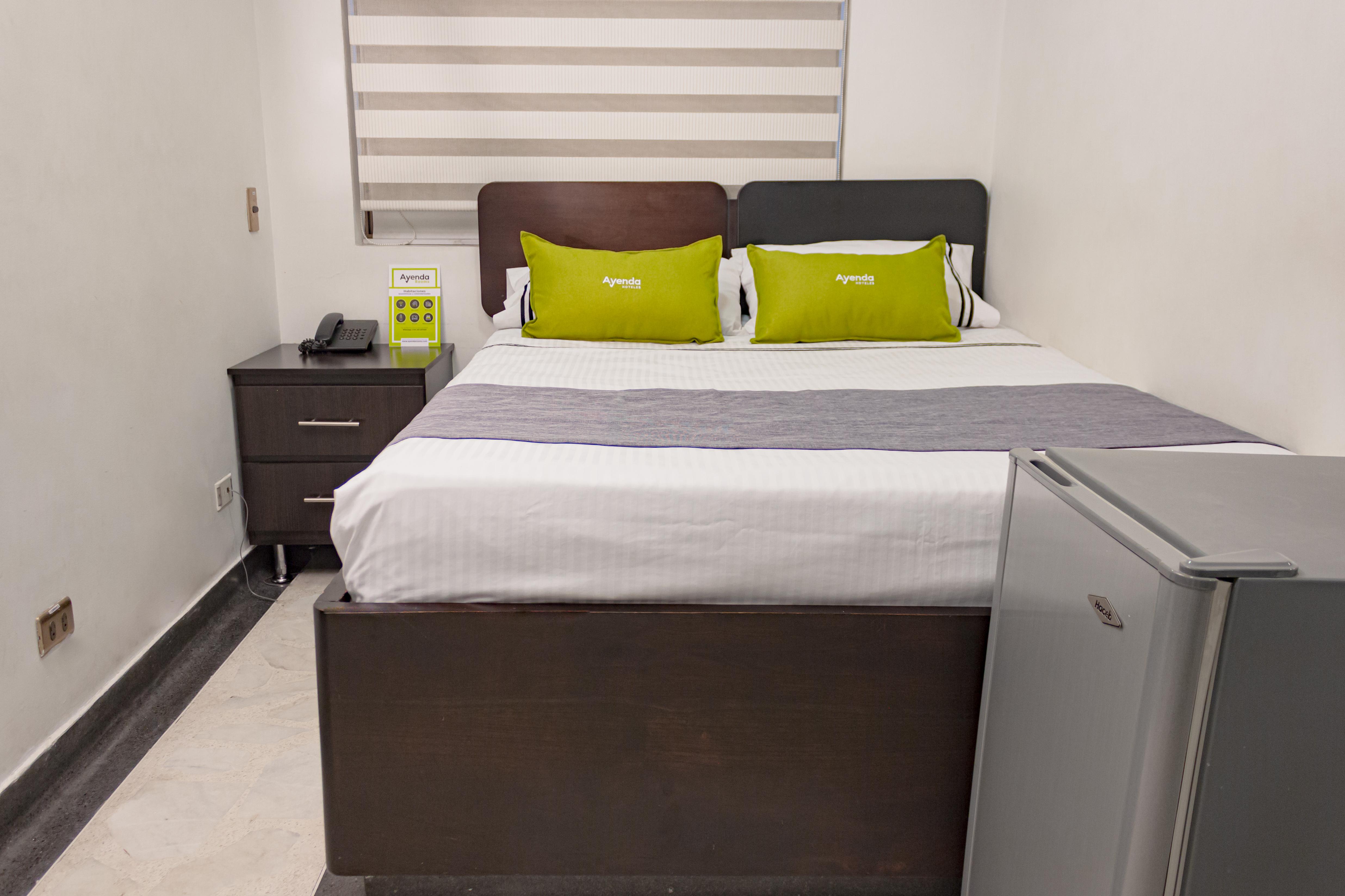 Hotel Calasanz Real ميديلين المظهر الخارجي الصورة