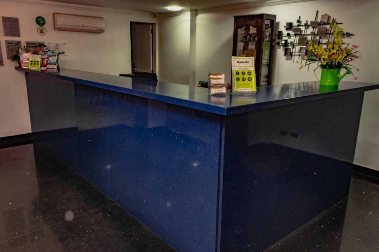 Hotel Calasanz Real ميديلين المظهر الخارجي الصورة